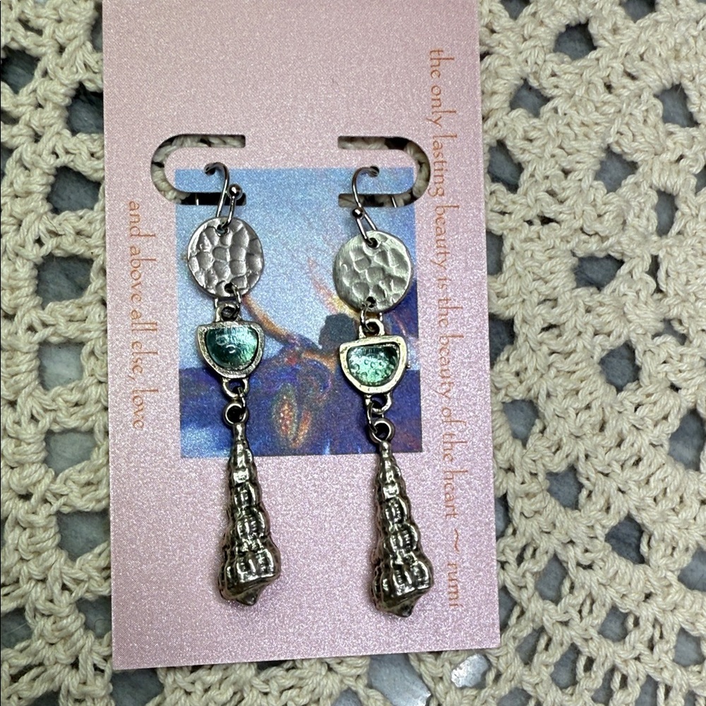 Seashell Silver Tone Dangle Earrings - image 5